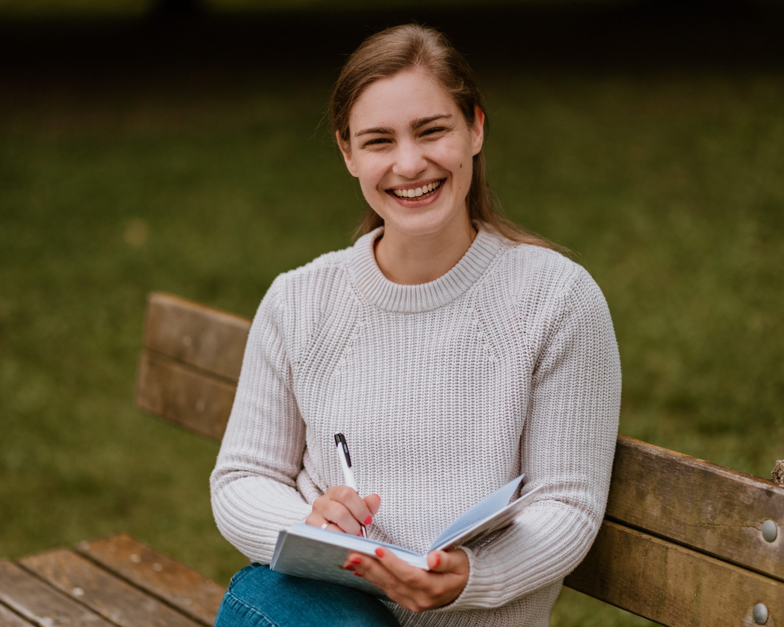 Oktatóvideó a jógáról – miért hasznos és hogyan gyakorold tudatosan.